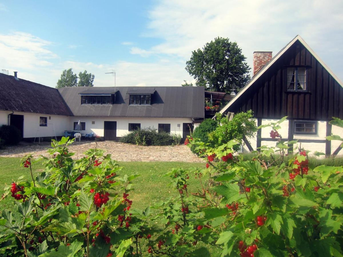 Bed and Breakfast Broesarp Kaellagarden Vindsvaning 2 Rum Och Koek Zewnętrze zdjęcie